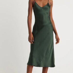 Quince 100% Washable Silk Slip Dress in Forest Green - Size xs